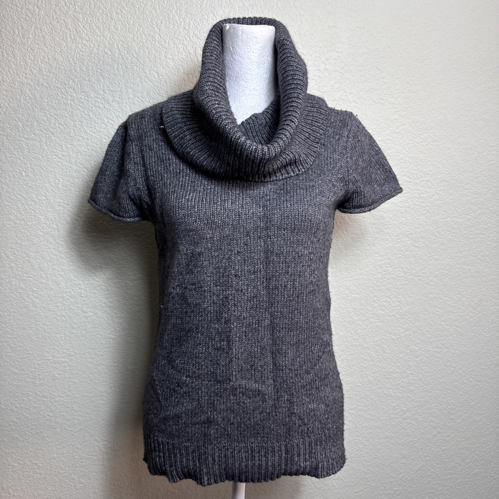 BCBGMAXAZRIA Cowl Neck Sweater Womens S Gray Short Sleeve Ribbed Knit Pullover *